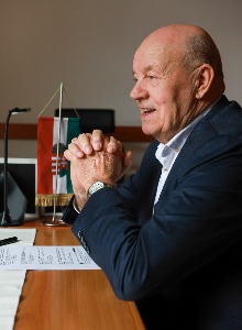 Nyolc generáció felelőssége – hagyományőrzés és jövőépítés egy alpolgármester szemével